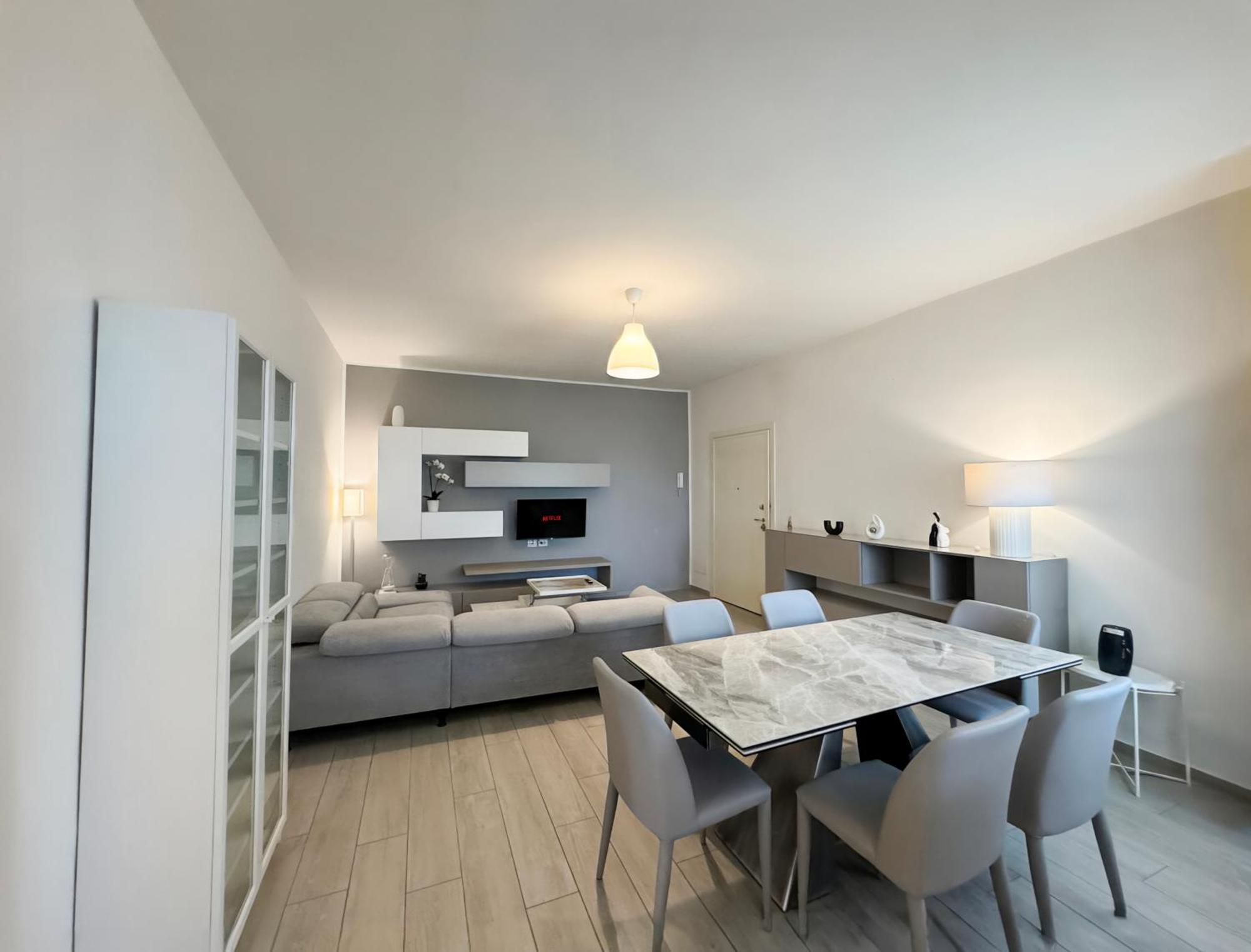 Suite Patrizia - Appartamento In Centro A Modena Eksteriør billede